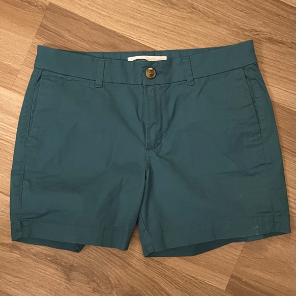 Old Navy Women’s Dark Teal ‘The Everyday Short’ in Size 6 - Picture 1 of 4